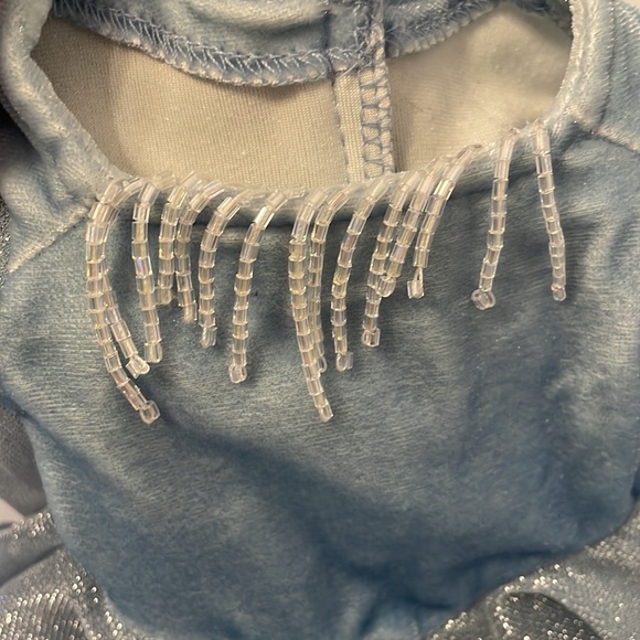 American Girl TODAY - Ice Skating Outfit - Picture 2 of 6